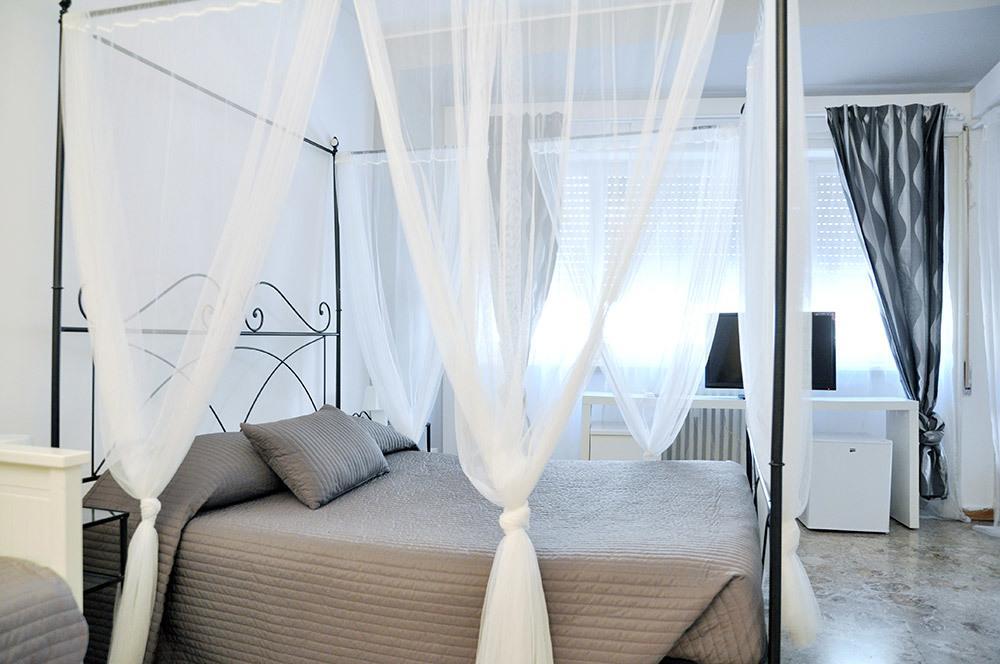 روما Ideal B&B الغرفة الصورة